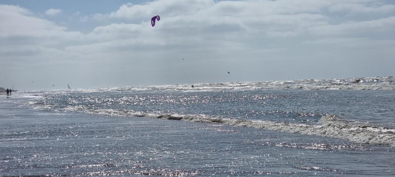 Surfin Villa Koksijde Buitenkant foto